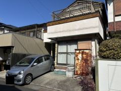 夏にはビニールプールを広げて、お子様と楽しむのもいいかも