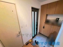 シューズBOXのある広々とした玄関です