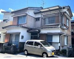 日当たり良好の南東角地のコンパクトなお家です