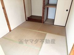 和室は、お子様の遊び場やお昼寝、来客用の寝室にと多様な用途で使えます。