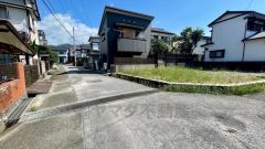 ゆとりある住環境が整っています。緑の潤いを感じながらホッと生活できそう。