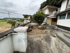 広いお庭、家庭菜園がガーデニングが楽しめます。