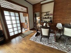 パートナーや家族が集う憩いの空間。家族・友人・知人の会話に華を咲かせます。