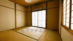 通風と採光を考慮した設計は子供たちはのびのび育ち、家族でくつろぎと団らんを生み出します。