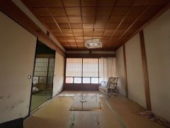 和室は、お子様の遊び場やお昼寝、来客用の寝室にと多様な用途で使えます。