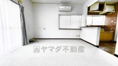 室内にいても、たっぷりの陽光と爽やかな風を感じて頂ける、開放感あふれるリビングです。