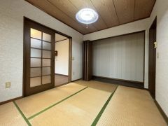 和室は、お子様の遊び場やお昼寝、来客用の寝室にと多様な用途で使えます。