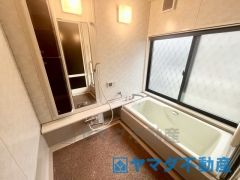 一日の疲れを癒してくれる場所なので、快適に過ごして頂く為にゆったりサイズ