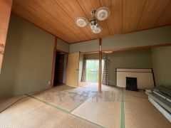 和室は、お子様の遊び場やお昼寝、来客用の寝室にと多様な用途で使えます。