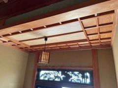 日本家屋、木のぬくもりを感じます