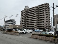 12階建ての9階部分、眺めもいいです。