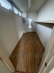 ウォークインクローゼットのある住まいで収納がたくさん