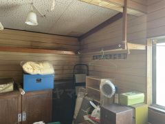 お洋服以外にも掃除機やスーツケースなどを一箇所に集約できるのは魅力ですね