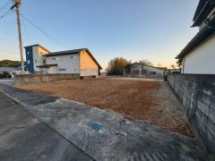 土地の広さが220.36㎡と、ゆとりある広さ、住宅の建築だけでなく、庭や駐車スペースも確保できますね。