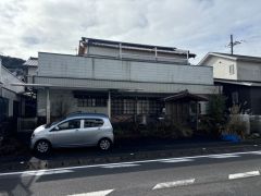 大きさ60坪以上ありますので、新築用地としてはいかがでしょうか