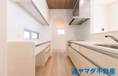 キッチン、収納スペースも多く、調味料や調理器具等たくさん収納できます