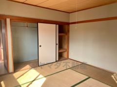 収納スペース充実。お部屋を広く使えます。