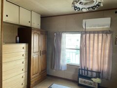 洋服はもちろん、お子様との思い出もたっぷりしまえる。お子様の成長と共に増えていく荷物も楽々しまえる収納力