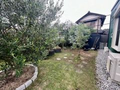 BBQを楽しんだり、アウトドア感覚で気軽に集まる場所。自然の中でゆっくりと過ごすような解放感的も魅力的ですね。